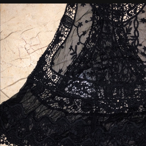 Lace tunic top - Picture 2 of 4